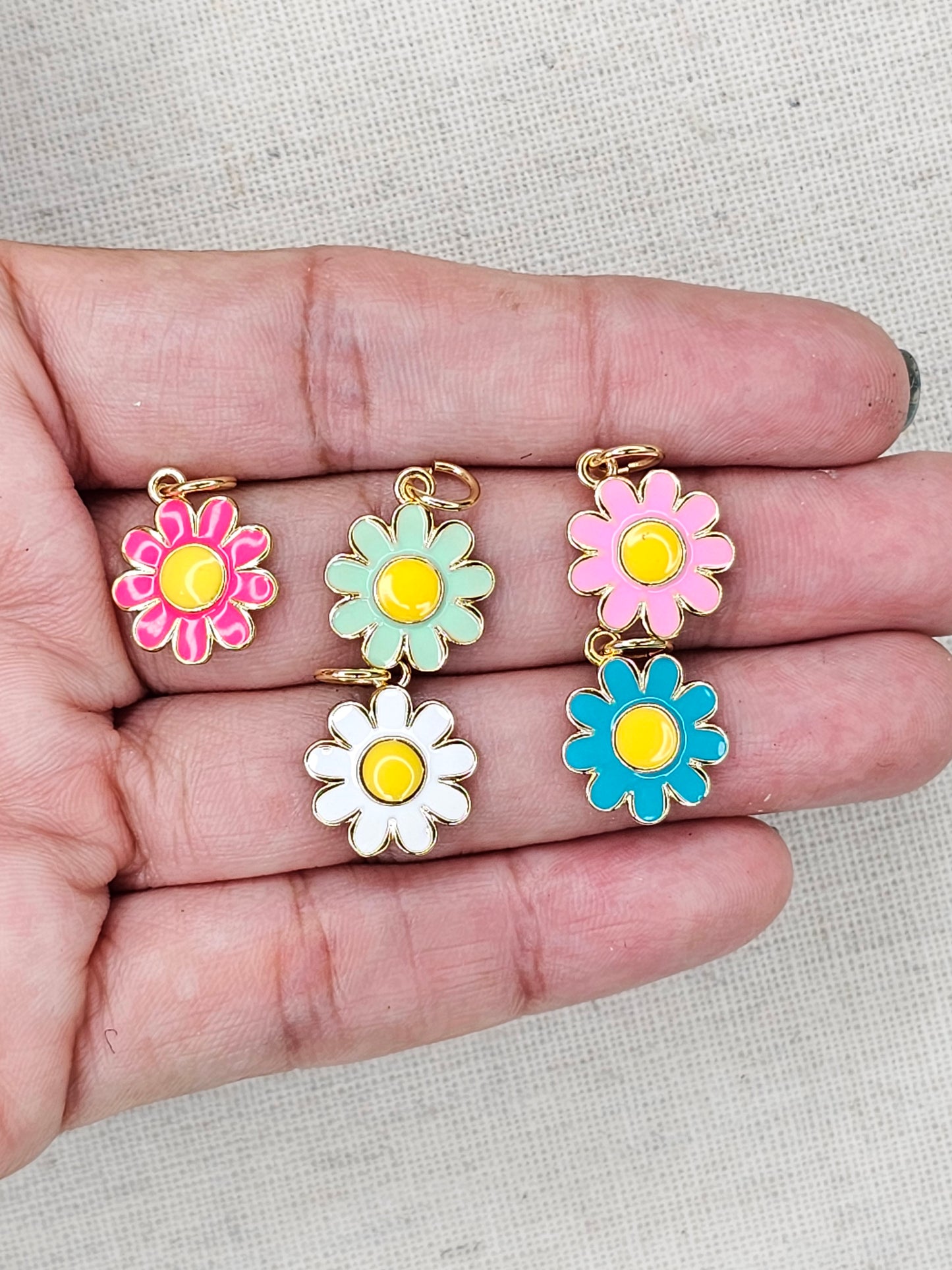 Gis Enamel Flower