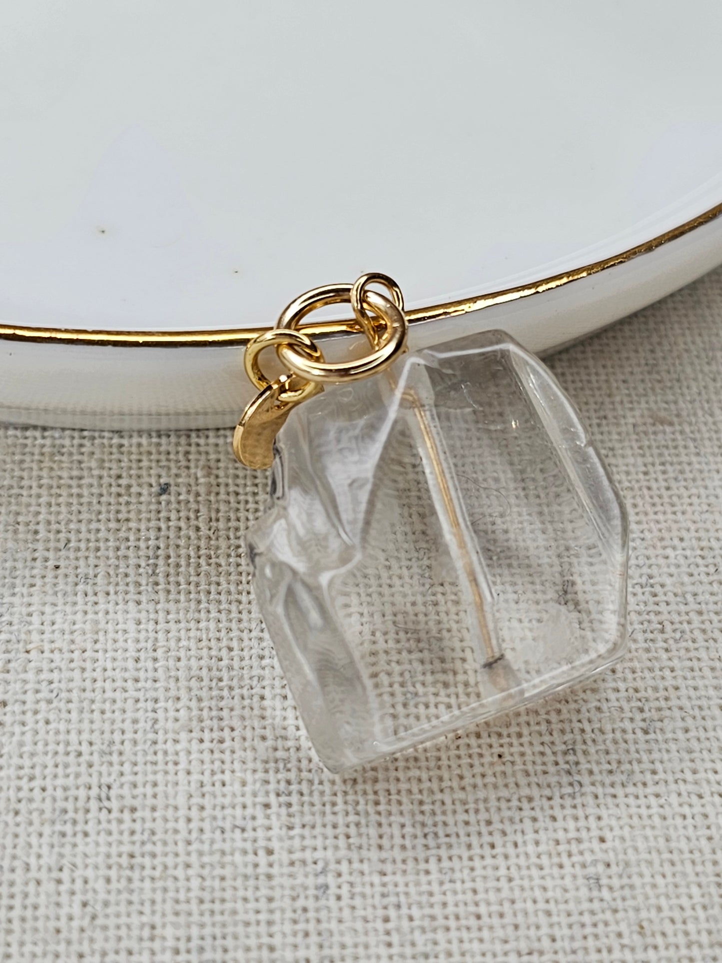 Irregular Quartz