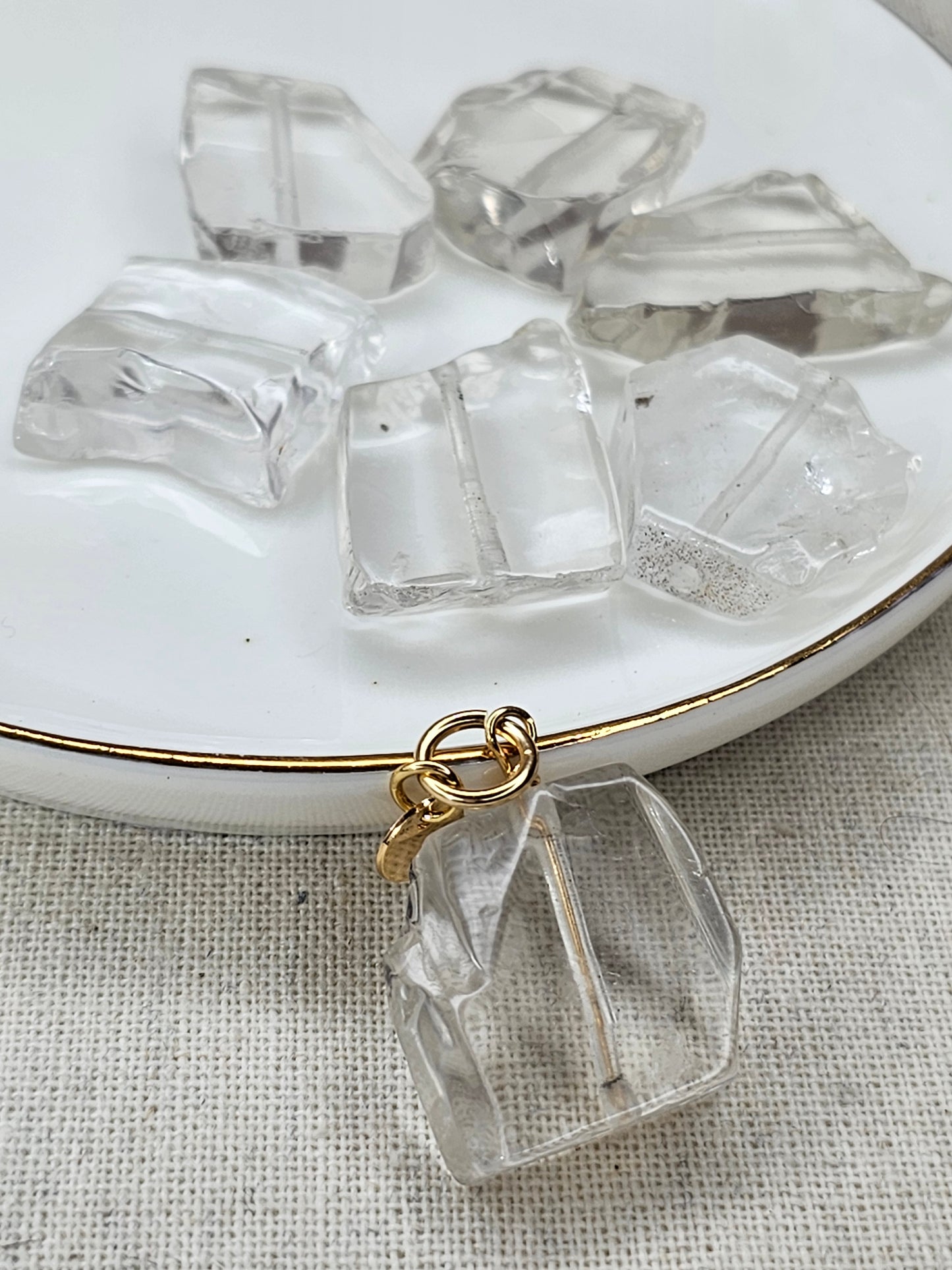 Irregular Quartz