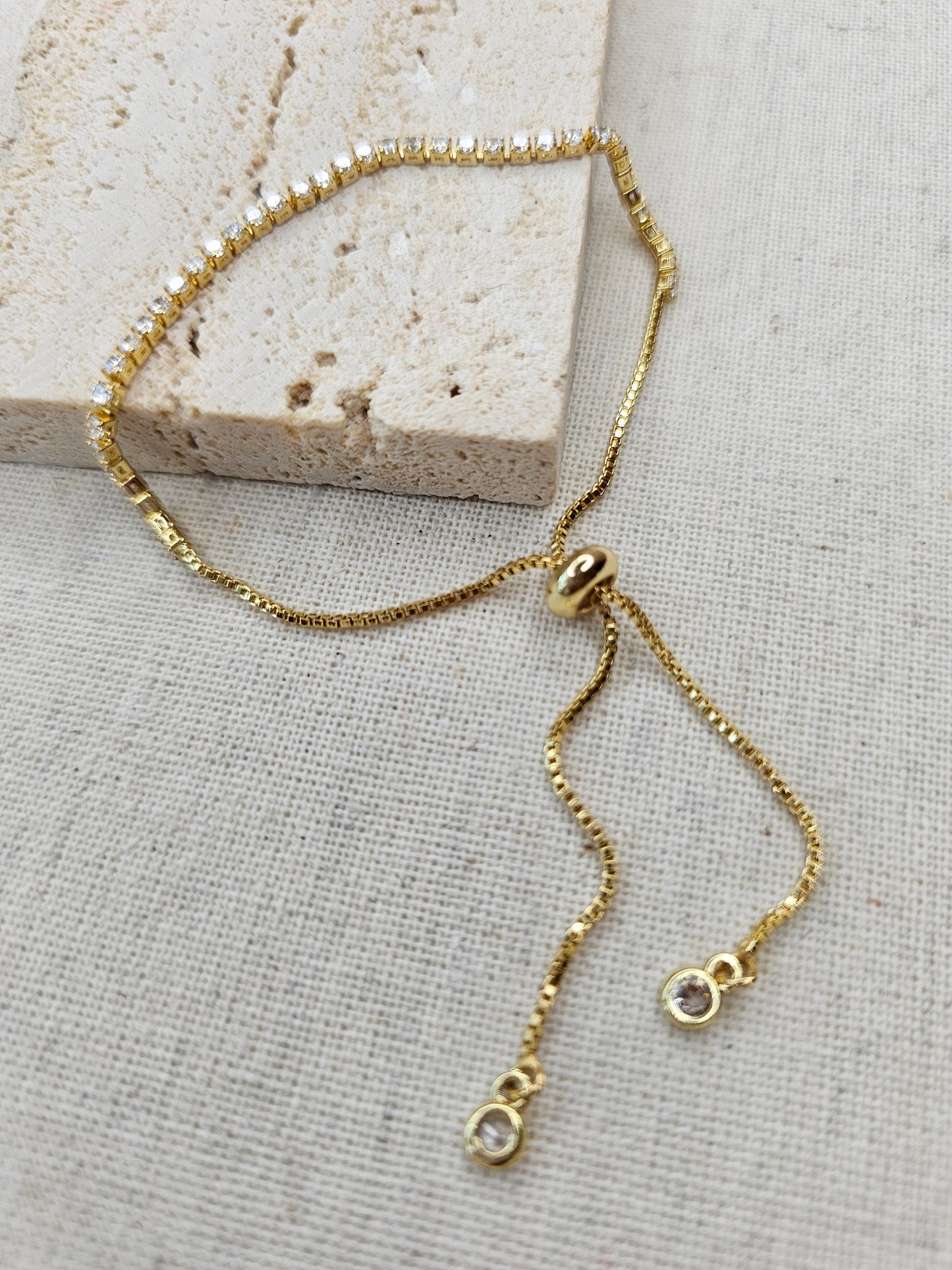 Zircon bracelet