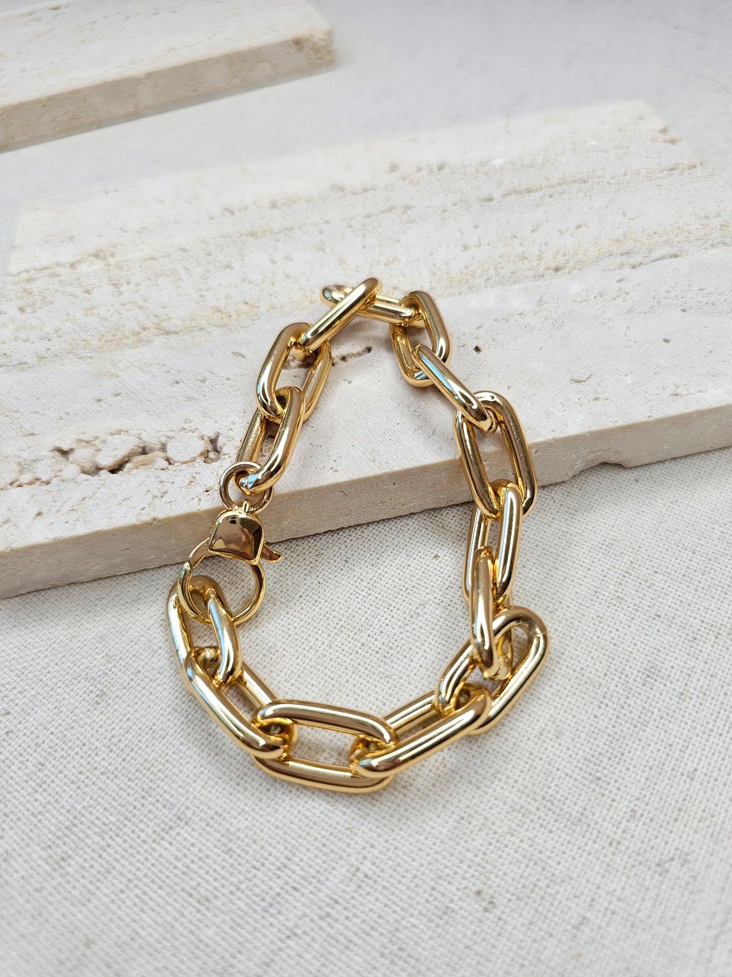 Alu Bracelet