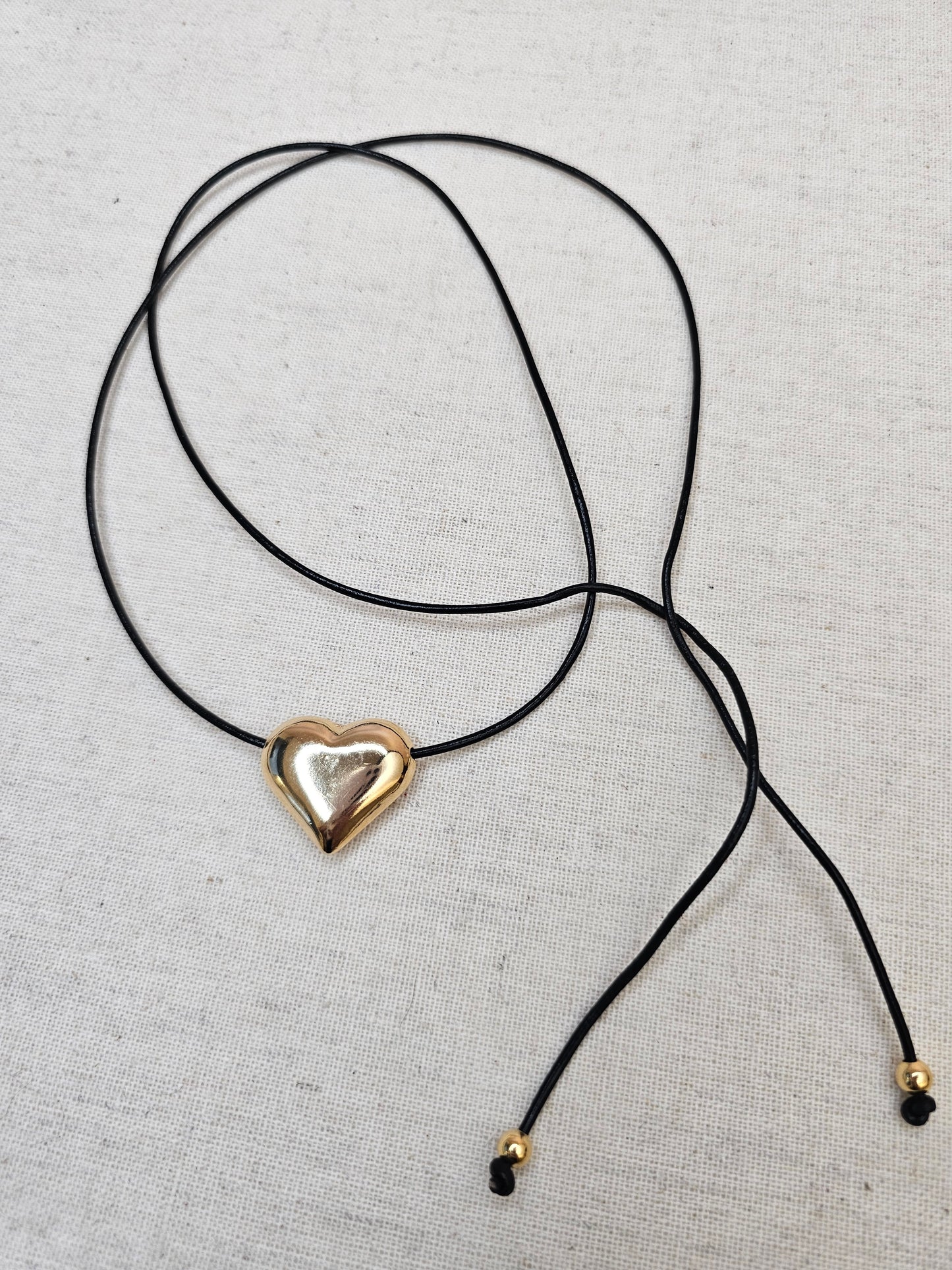 Heart Leather Choker