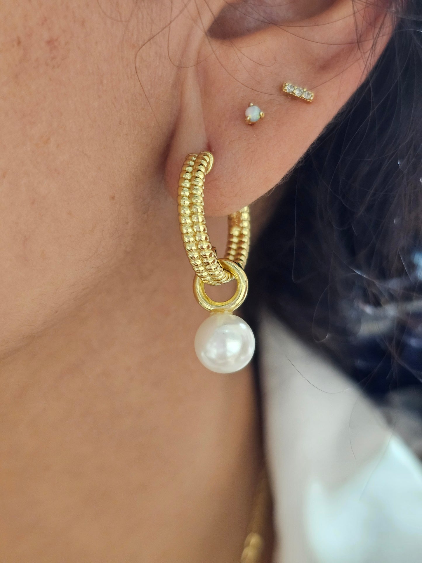 Classic Pearls Earrings