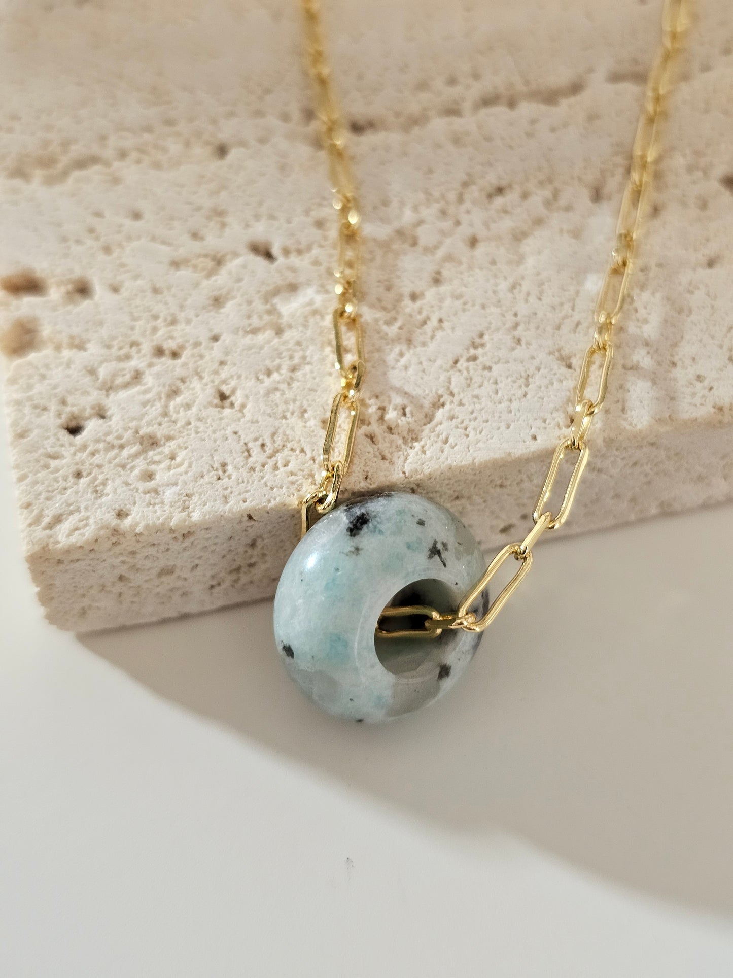 Kiwi Jasper Donut