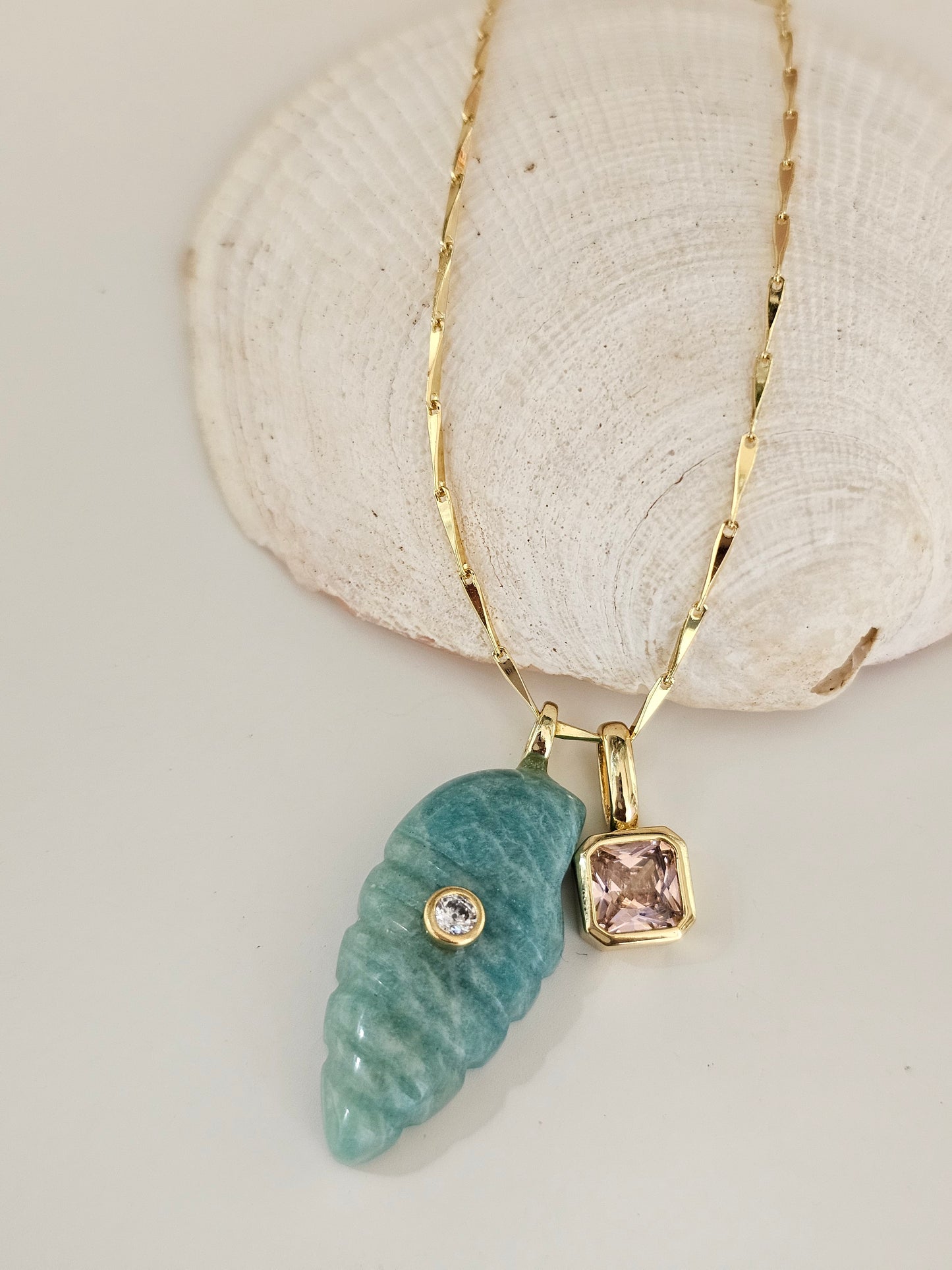 Amazonite Caracola