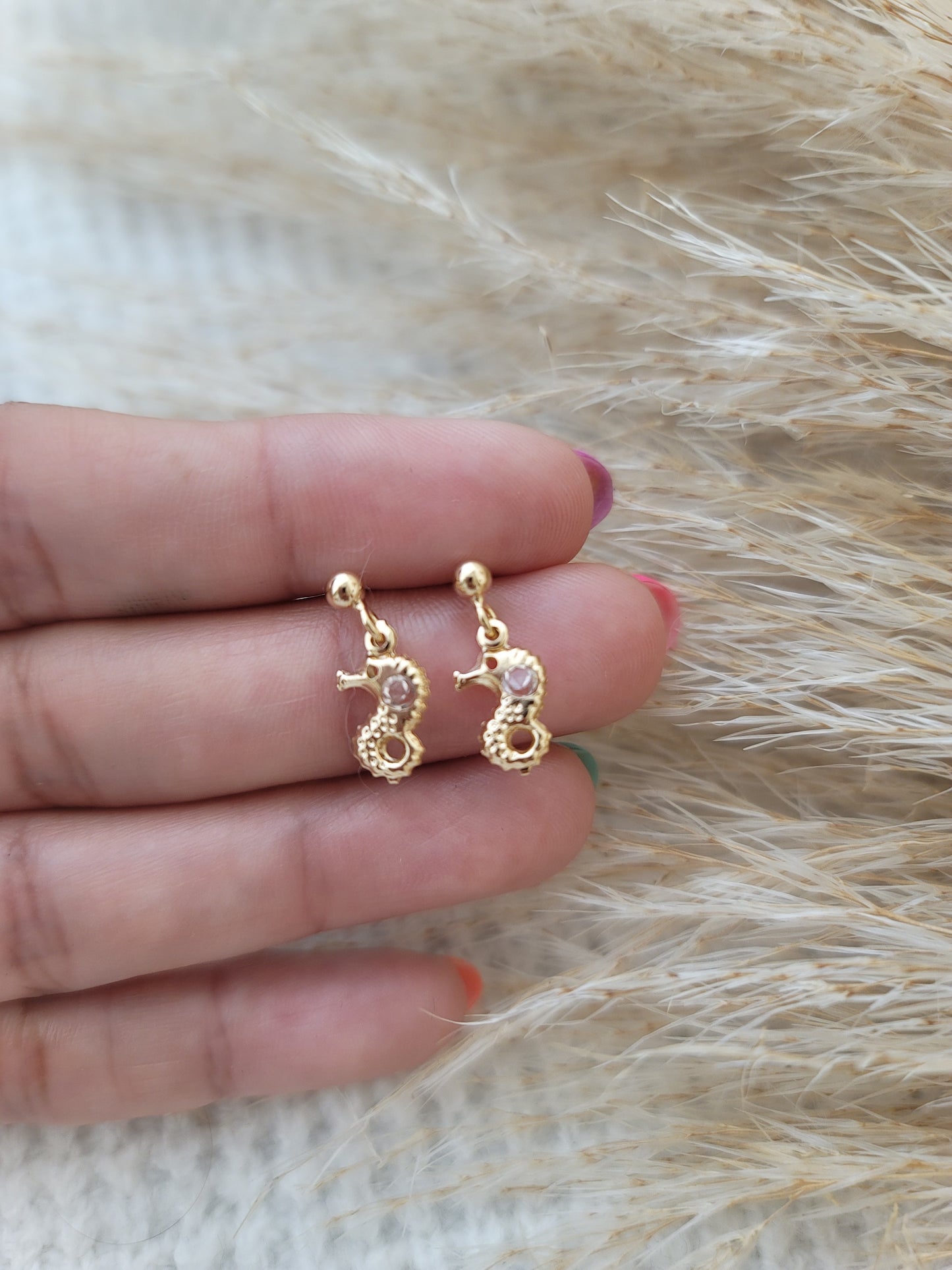 Seahorse Dangle