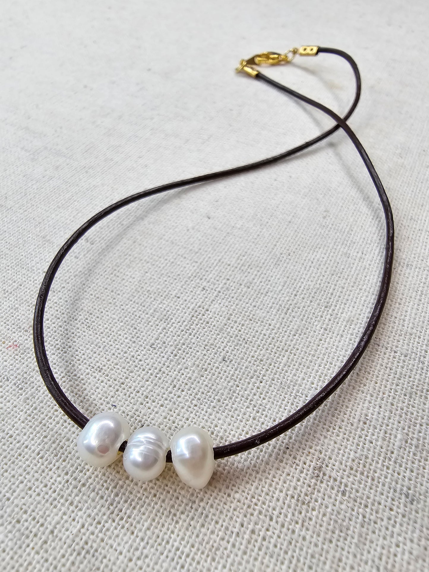 Three Pearls Leather Necklace