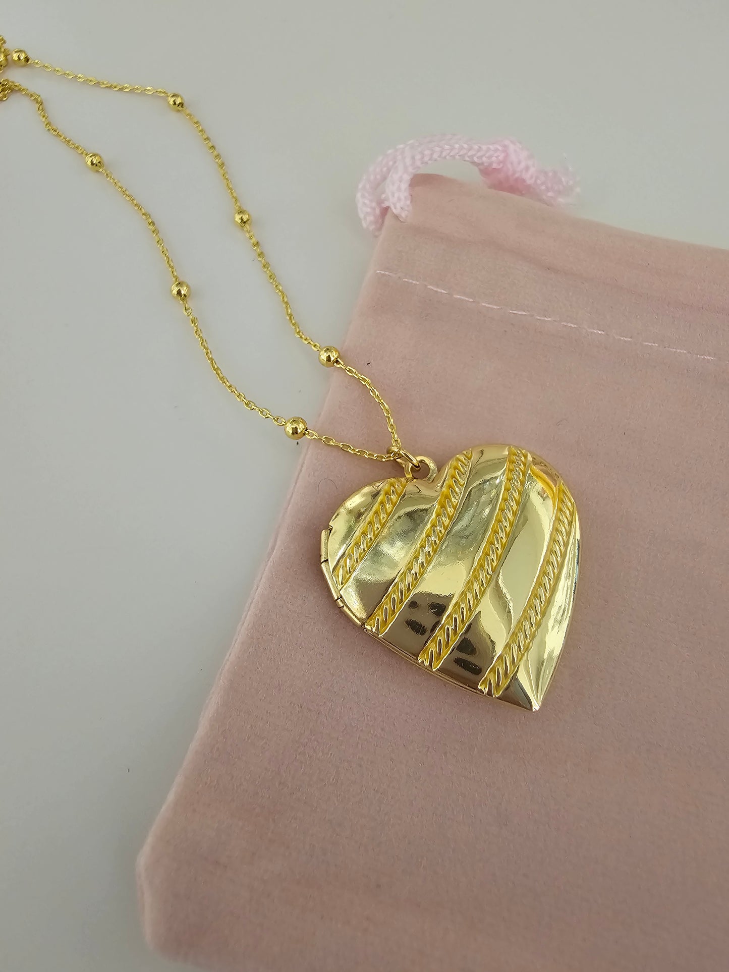 Heart Relicary