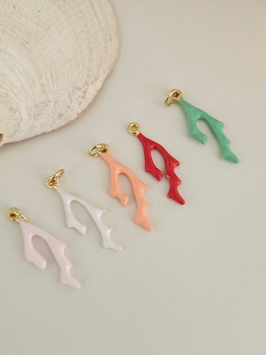 Bambu Coral Charm